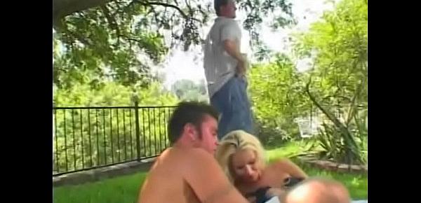  Very sexy blonde slut  Kelly Erikson sucks and fucks two dicks in the park